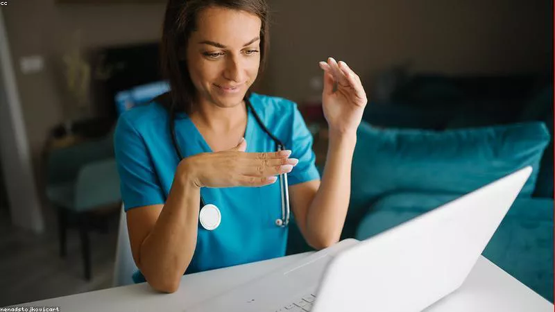 Nguy hiểm từ việc tự ý sử dụng thuốc đông y trộn corticoid